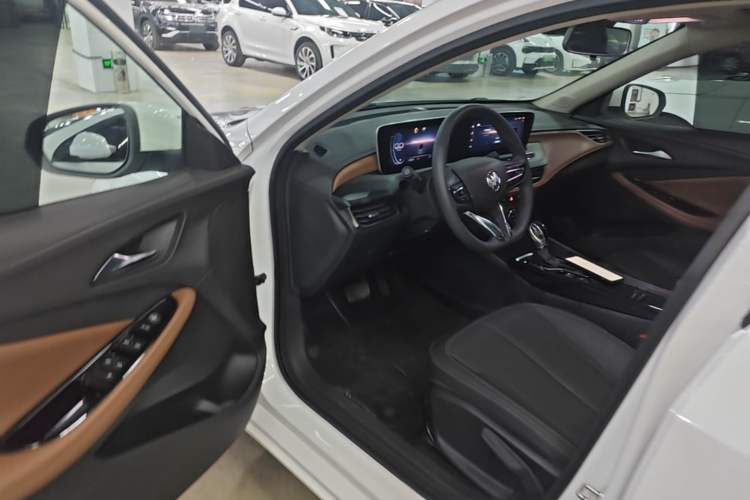 Used Buick Verano 2022 Pro 533T Enjoyment Edition Driver Seat