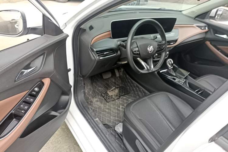 Used Buick Verano 2022 Pro 533T Fun Edition Driver Seat