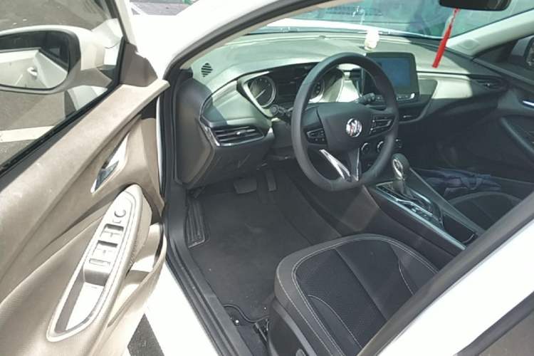 Used Buick Verano 2022 Pro 532T Le Xing Edition Driver Seat