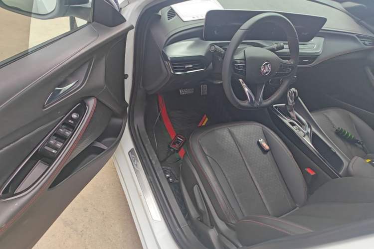 Used Buick Verano 2022 Pro GS Wind-Chasing Edition Driver Seat