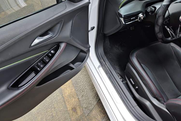 Used Buick Verano 2022 Pro GS Gale Edition Driver Seat