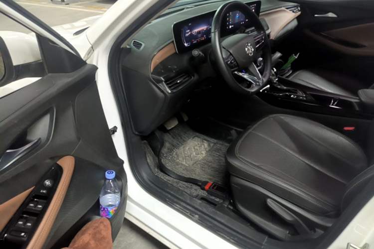 Used Buick Verano 2022 Pro 533T Fun Edition Driver Seat