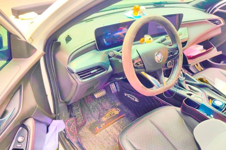 Used Buick Verano 2022 Pro GS Wind-Chasing Edition Driver Seat