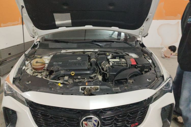 Used Buick Verano 2022 Pro GS Wind-Chasing Edition Engine Bay
