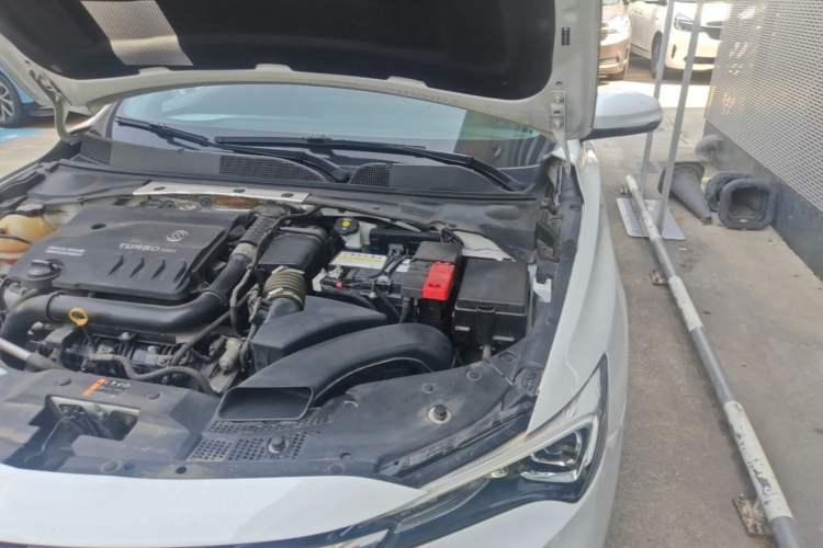 Used Buick Verano 2022 Pro 533T Enjoyment Edition Engine Bay Left