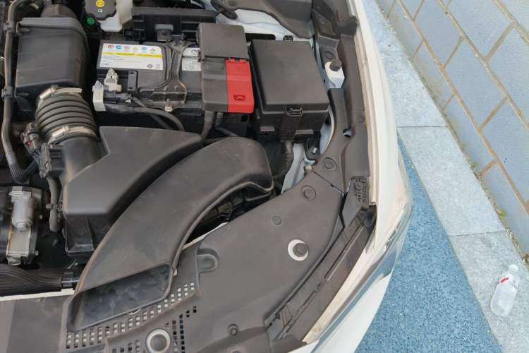 Used Buick Verano 2022 Pro 532T Le Xing Edition Engine Bay Left