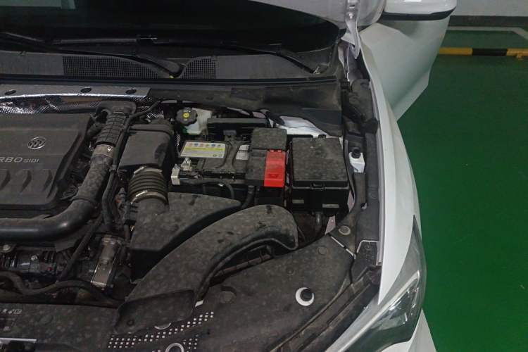 Used Buick Verano 2022 Pro 533T Fun Edition Engine Bay Left