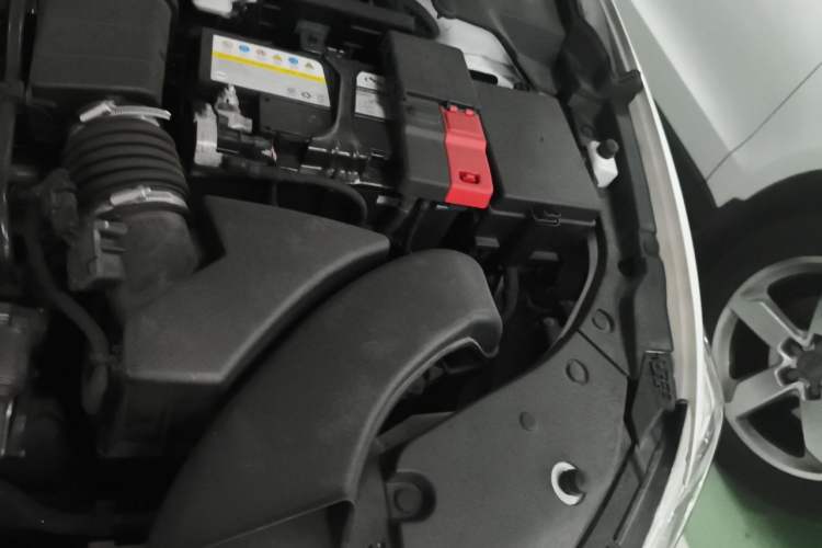 Used Buick Verano 2022 Pro 533T Fun Edition Engine Bay Left