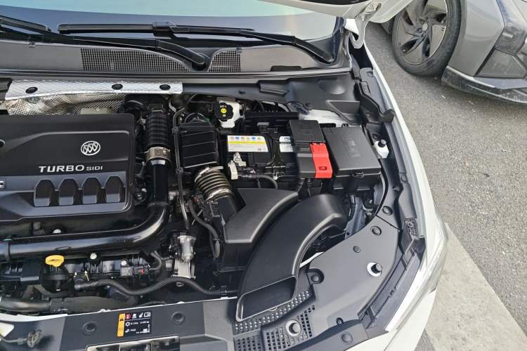 Used Buick Verano 2022 Pro 533T Fun Edition Engine Bay Left