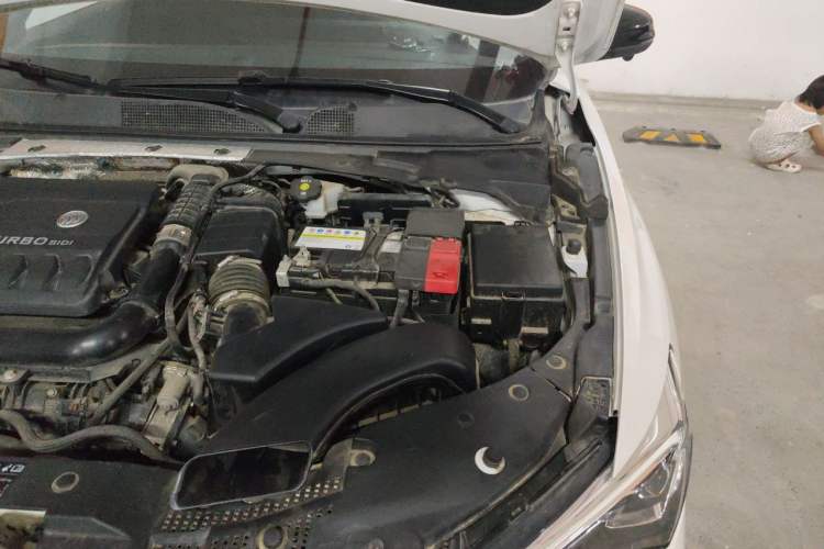 Used Buick Verano 2022 Pro GS Wind-Chasing Edition Engine Bay Left