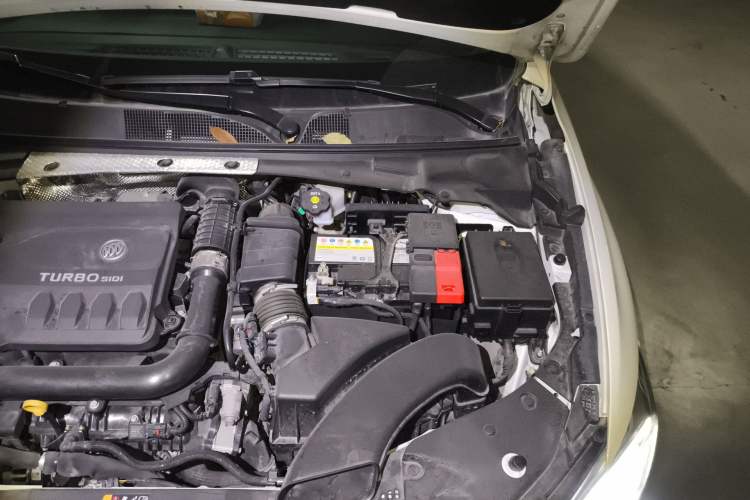 Used Buick Verano 2022 Pro 533T Enjoyment Edition Engine Bay Left
