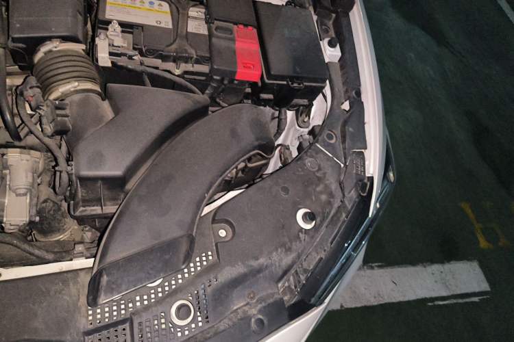 Used Buick Verano 2022 Pro GS Gale Edition Engine Bay Left