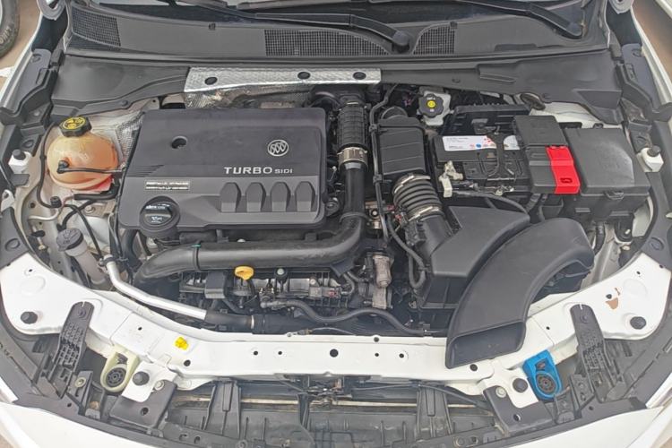 Used Buick Verano 2022 Pro GS Wind-Chasing Edition Engine Bay