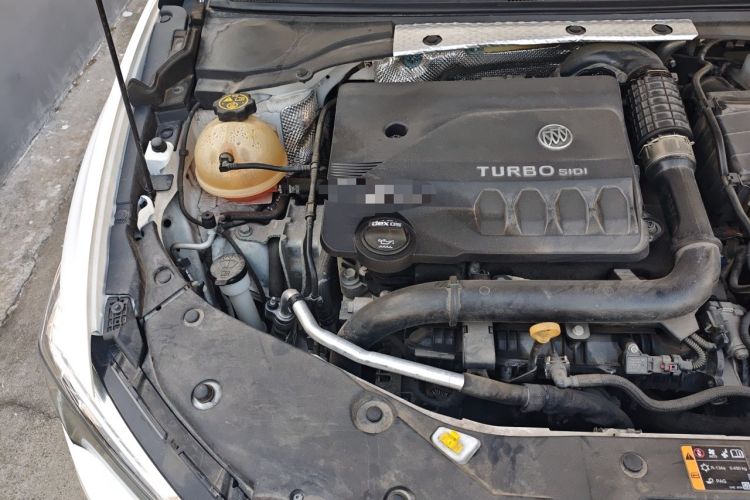 Used Buick Verano 2022 Pro 533T Fun Edition Engine Bay Right