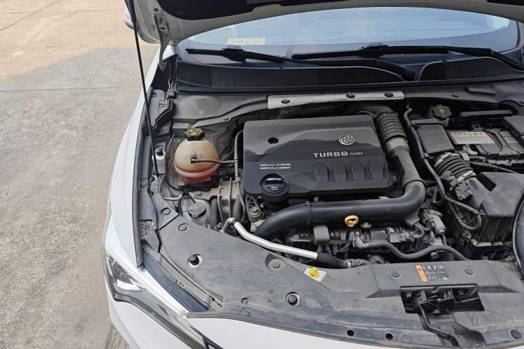 Used Buick Verano 2022 Pro 533T Fun Edition Engine Bay Right