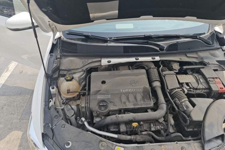 Used Buick Verano 2022 Pro 533T Enjoyment Edition Engine Bay Right