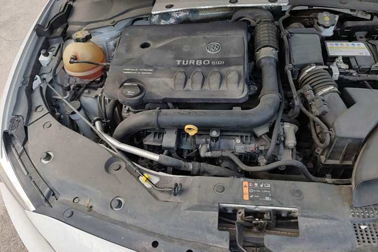 Used Buick Verano 2022 Pro 532T Le Xing Edition Engine Bay Right