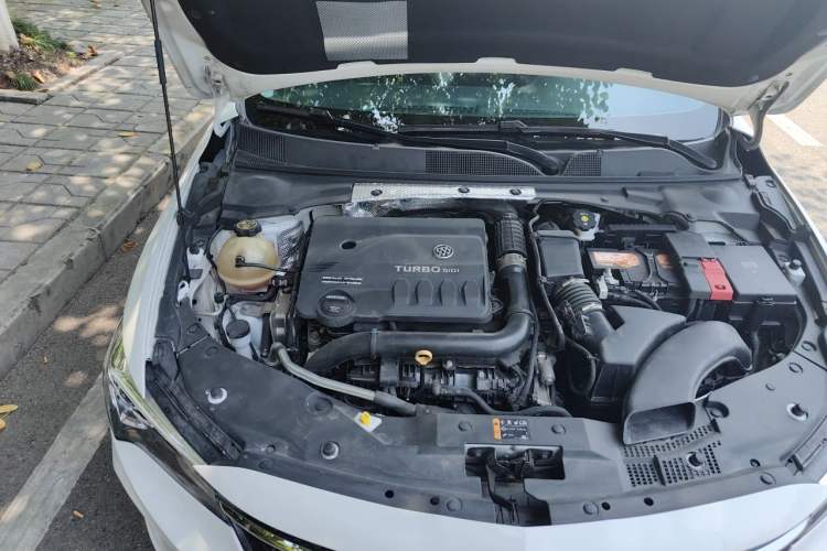Used Buick Verano 2022 Pro 532T Le Xing Edition Engine Bay Right