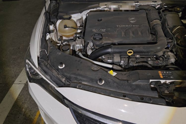 Used Buick Verano 2022 Pro 533T Fun Edition Engine Bay Right