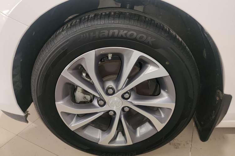 Used Buick Verano 2022 Pro 533T Fun Edition Exterior 4