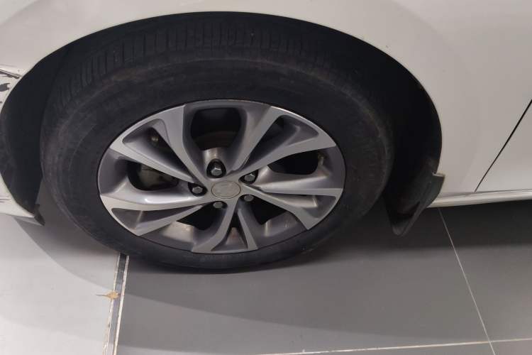 Used Buick Verano 2022 Pro 533T Fun Edition Exterior 4