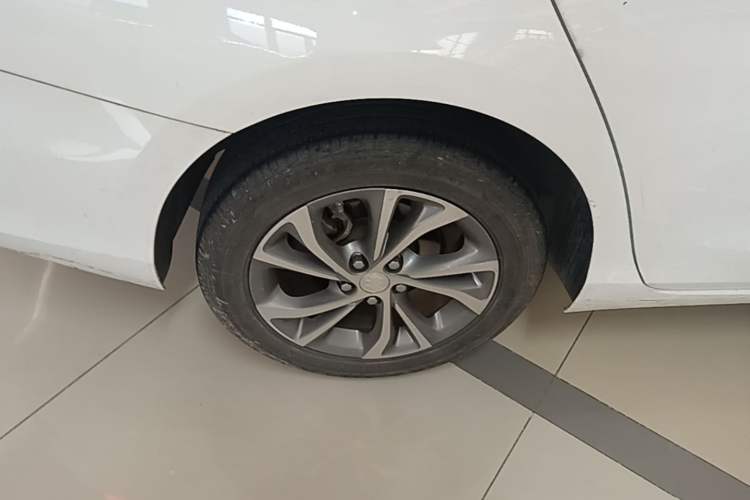 Used Buick Verano 2022 Pro 532T Le Xing Edition Exterior 5