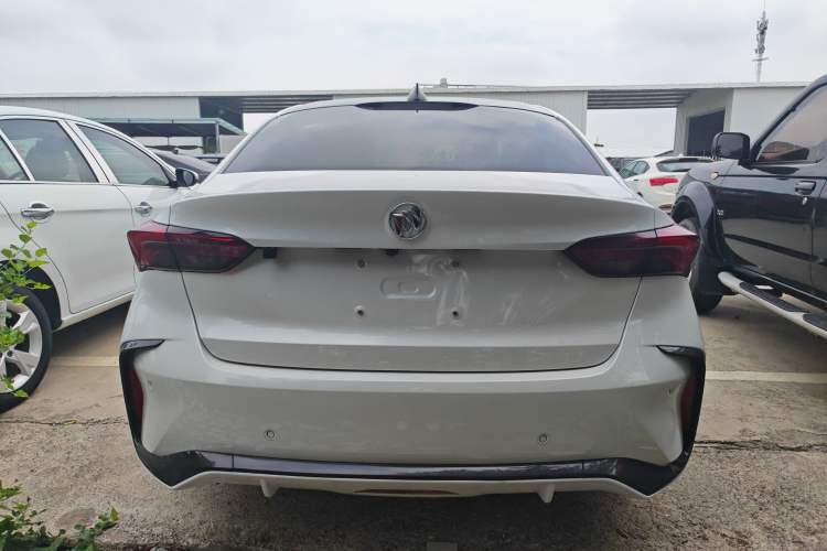 Used Buick Verano 2022 Pro GS Wind-Chasing Edition Exterior 5