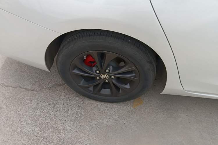 Used Buick Verano 2022 Pro GS Wind-Chasing Edition Exterior 5