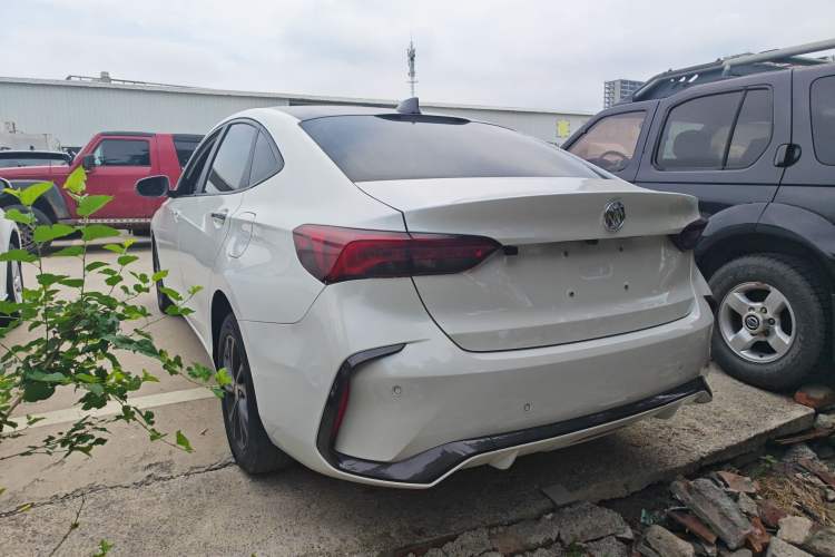 Used Buick Verano 2022 Pro GS Wind-Chasing Edition Exterior 6