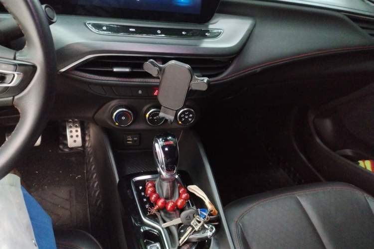 Used Buick Verano 2022 Pro GS Wind-Chasing Edition Gear Lever