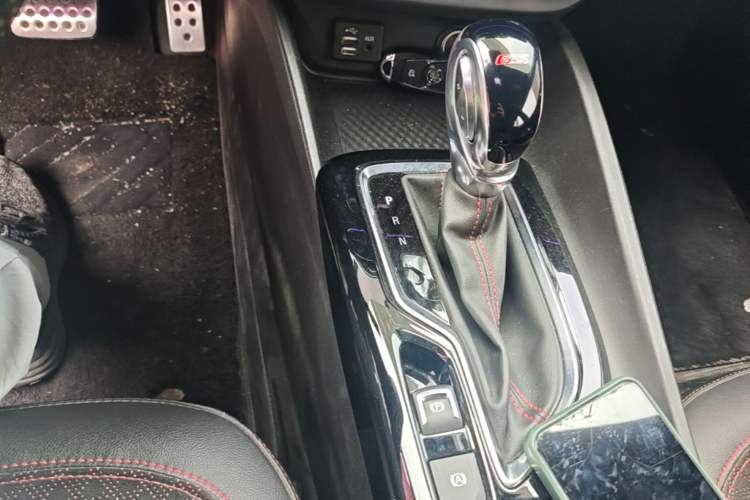 Used Buick Verano 2022 Pro GS Gale Edition Gear Lever
