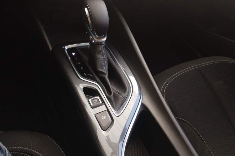 Used Buick Verano 2022 Pro 532T Le Xing Edition Gear Lever