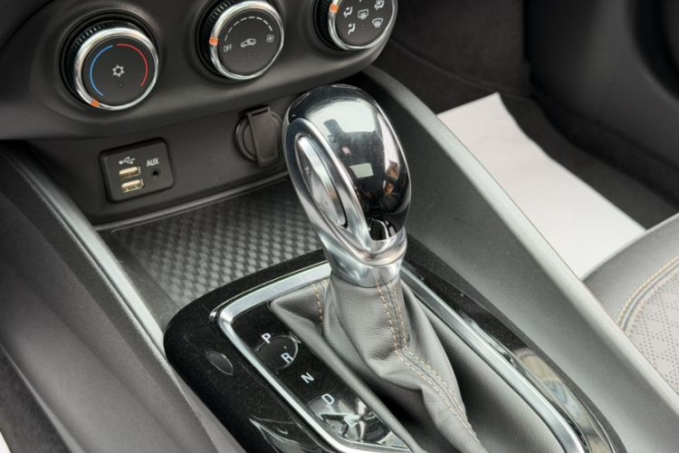 Used Buick Verano 2022 Pro 533T Enjoyment Edition Gear Lever