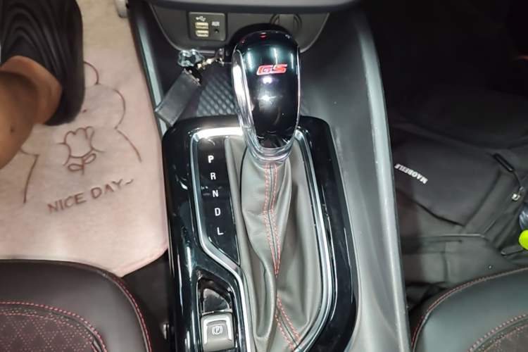 Used Buick Verano 2022 Pro GS Gale Edition Gear Lever