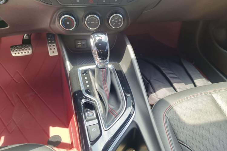 Used Buick Verano 2022 Pro GS Wind-Chasing Edition Gear Lever