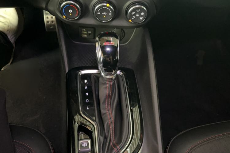 Used Buick Verano 2022 Pro GS Wind-Chasing Edition Gear Lever