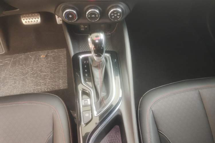 Used Buick Verano 2022 Pro GS Wind-Chasing Edition Gear Lever