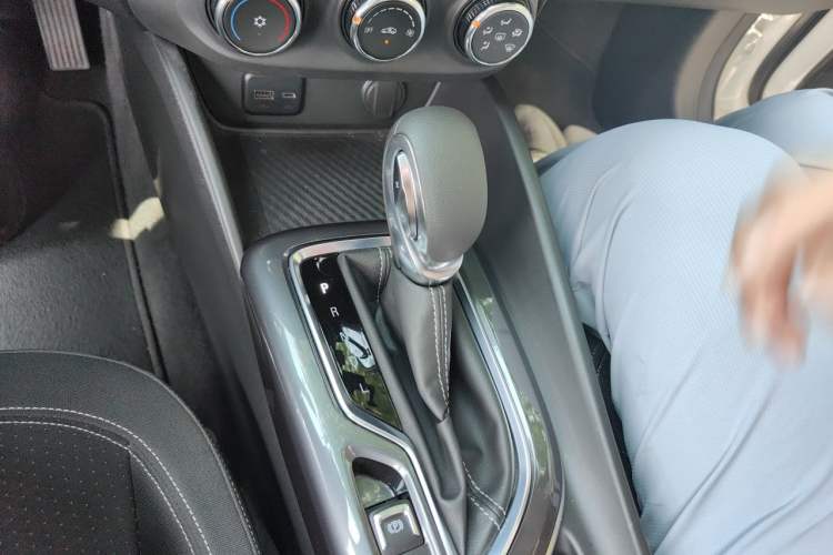 Used Buick Verano 2022 Pro 532T Le Xing Edition Gear Lever