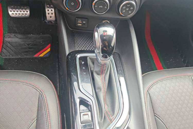 Used Buick Verano 2022 Pro GS Wind-Chasing Edition Gear Lever