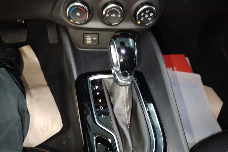 Used Buick Verano 2022 Pro 533T Enjoyment Edition Gear Lever