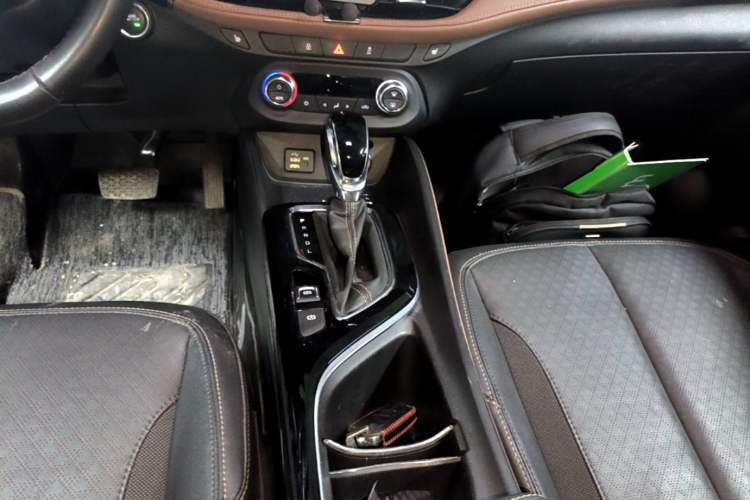Used Buick Verano 2022 Pro 533T Fun Edition Gear Lever