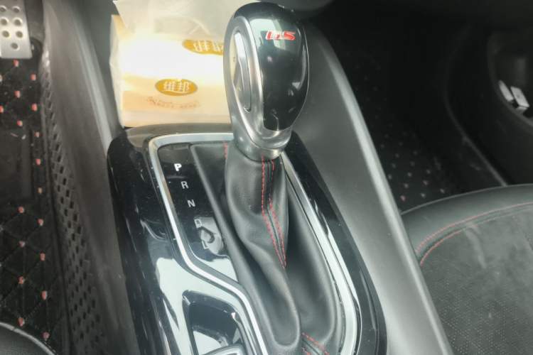 Used Buick Verano 2022 Pro GS Gale Edition Gear Lever