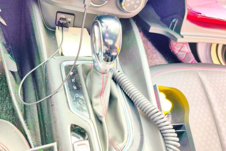 Used Buick Verano 2022 Pro GS Wind-Chasing Edition Gear Lever