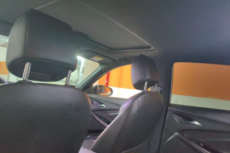 Used Buick Verano 2022 Pro GS Wind-Chasing Edition Headliner