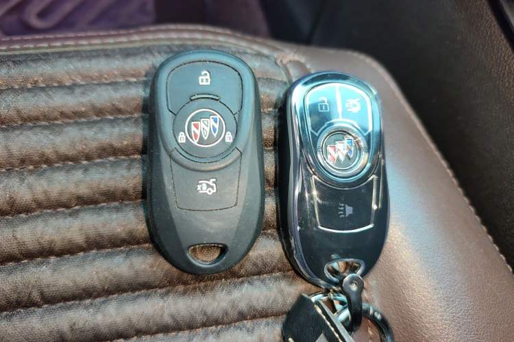 Used Buick Verano 2022 Pro GS Gale Edition Interior 1