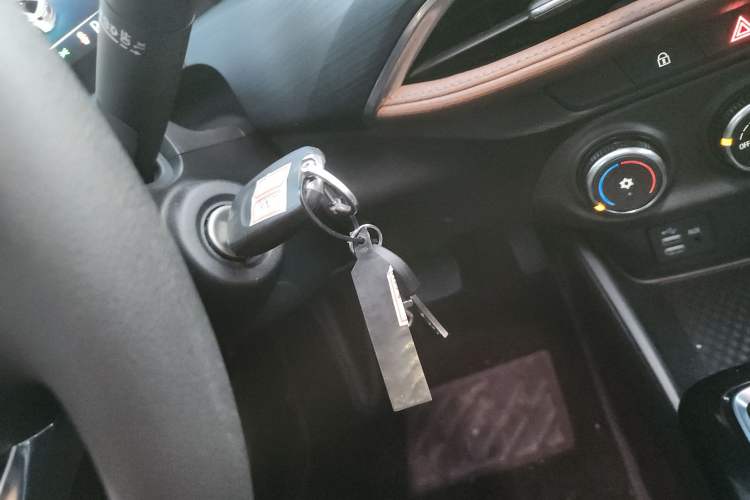 Used Buick Verano 2022 Pro 533T Enjoyment Edition Interior 2