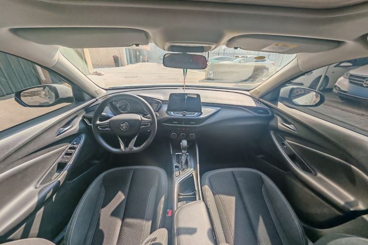 Used Buick Verano 2022 Pro 532T Le Xing Edition Interior 3
