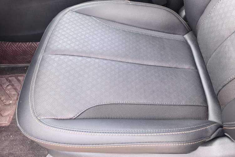 Used Buick Verano 2022 Pro 533T Enjoyment Edition Interior 3