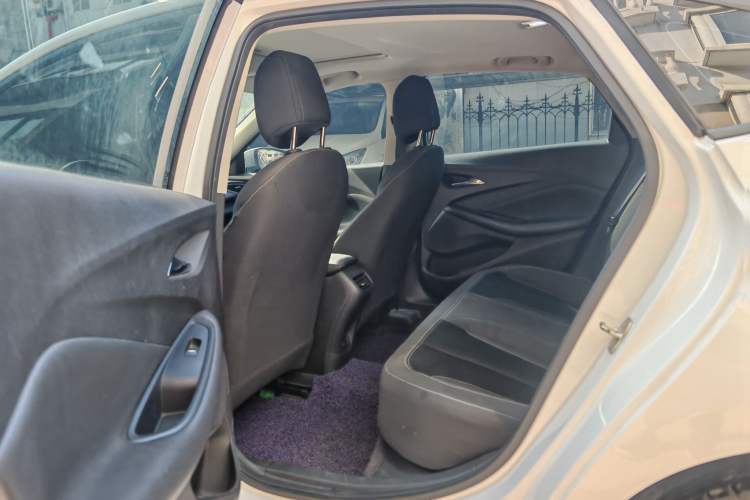 Used Buick Verano 2022 Pro 532T Le Xing Edition Interior 4