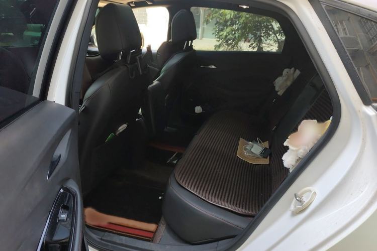Used Buick Verano 2022 Pro GS Gale Edition Interior 4